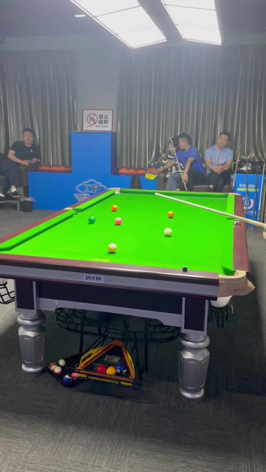 里作为传统 里作为传统